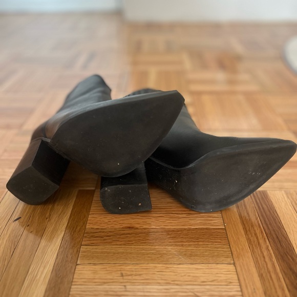 Marc Fisher Alva Bootie 6.5M in Black - Picture 7 of 8